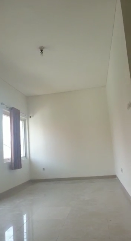 DiSewakan Rumah di Grand Taruma Karawang
